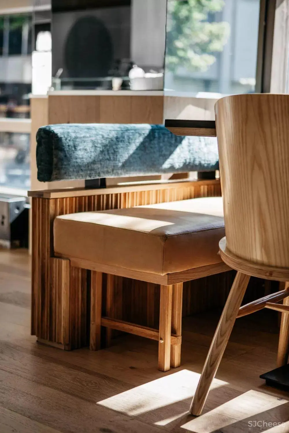 以内 / 加拿大RYU日本餐厅由MÉNARDDWORKIND设计完成