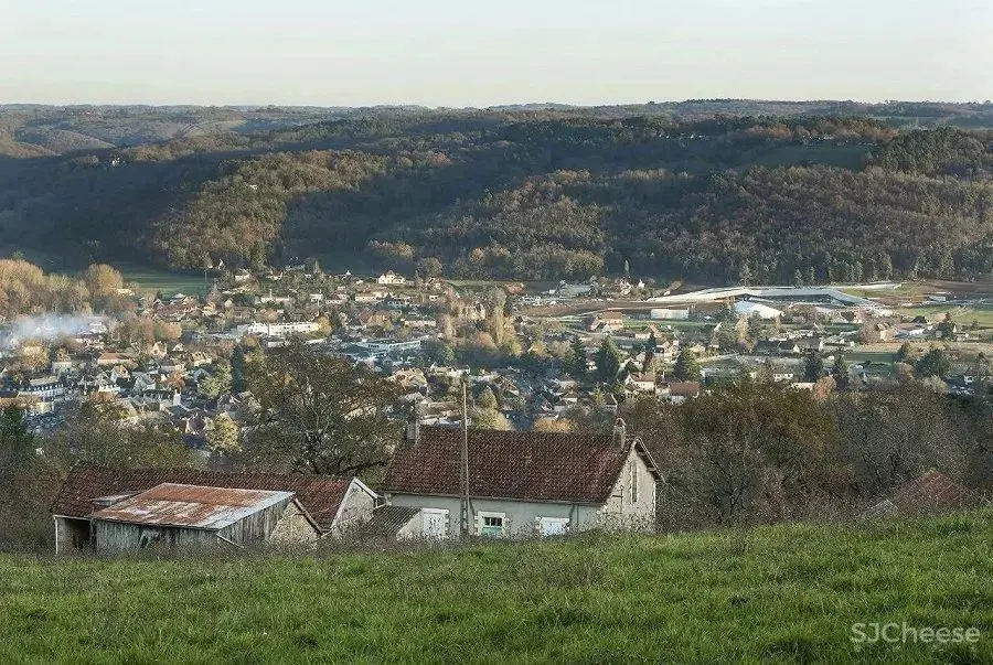 法国洞穴壁画艺术中心设计 法国洞穴壁画艺术中心设计