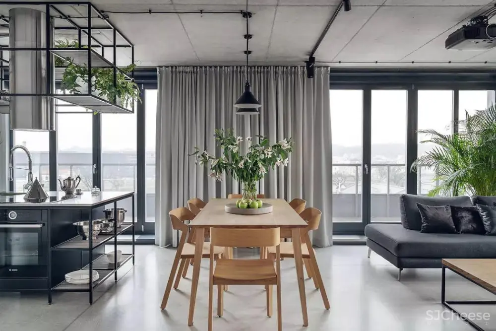 波兰： Penthouse PK43