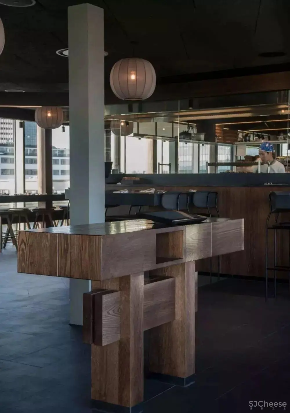 日式餐厅Sticks’n’Sushi新店设计 | OEO Studio