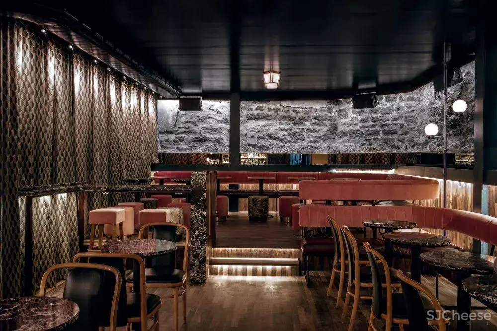 以内 / 加拿大RYU日本餐厅由MÉNARDDWORKIND设计完成