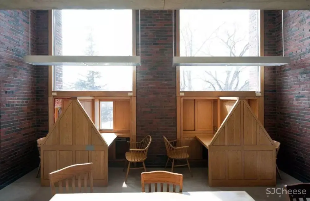 路易斯康50年前设计的「神之图书馆」,秒杀网红书店