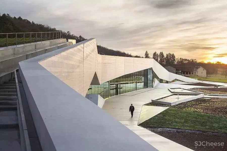 法国洞穴壁画艺术中心设计 法国洞穴壁画艺术中心设计