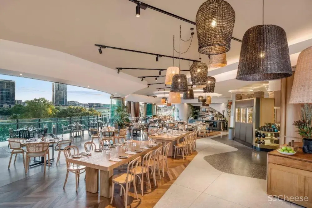 W Brisbane | 梦河之境，布里斯班20年来第一家五星级酒店