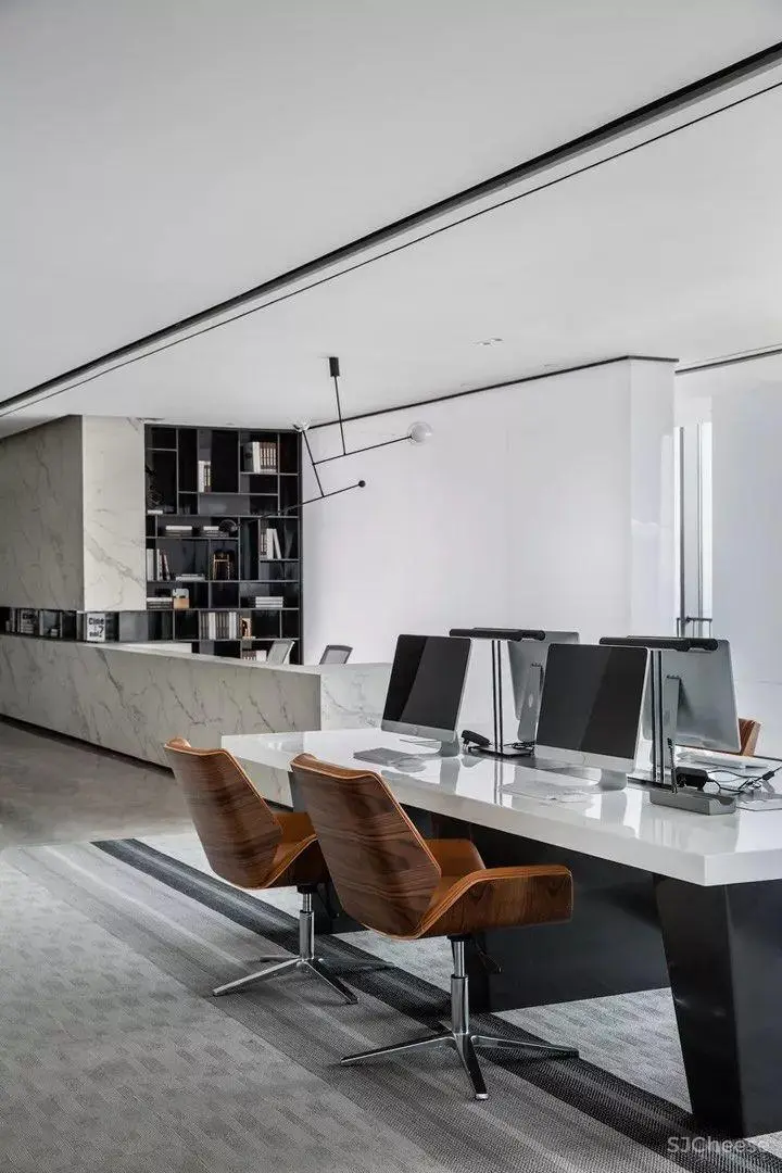 天光云影 广州绿地城T1栋办公样板房设计欣赏