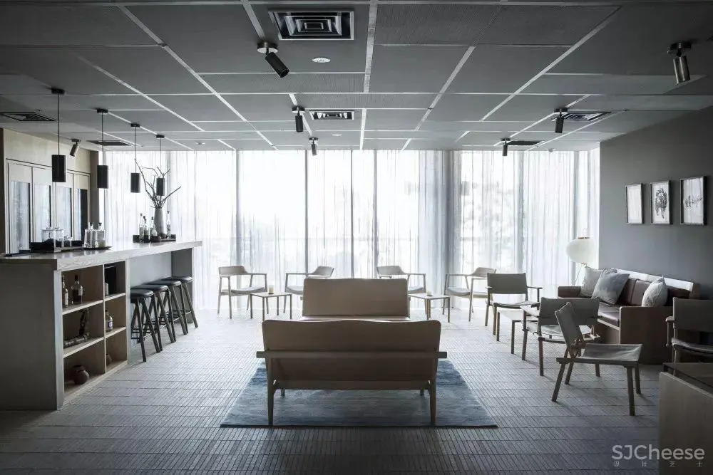 日式餐厅Sticks’n’Sushi新店设计 | OEO Studio