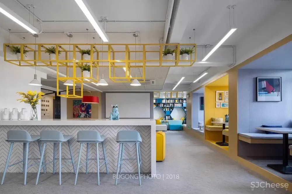 龙湖冠寓青年公寓,在阳光灿烂的家居里把握当下