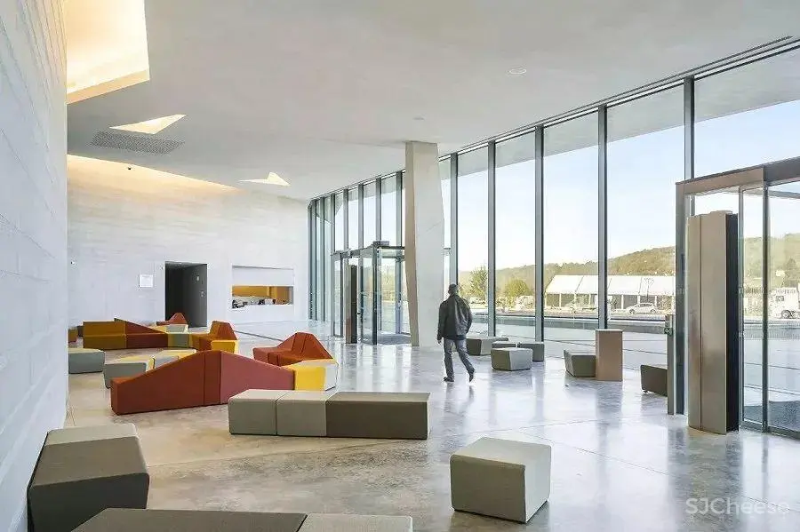 法国洞穴壁画艺术中心设计 法国洞穴壁画艺术中心设计