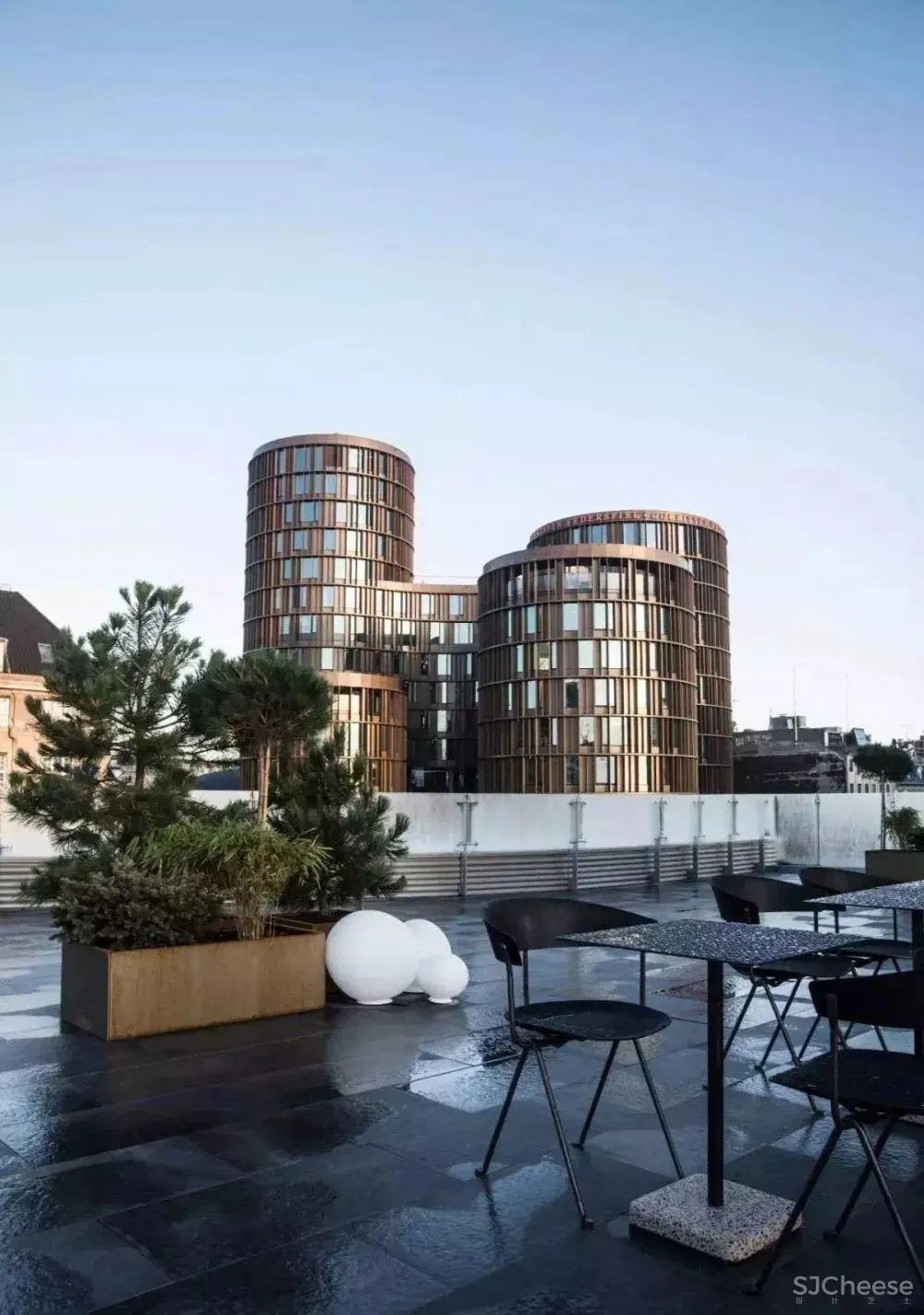 日式餐厅Sticks’n’Sushi新店设计 | OEO Studio