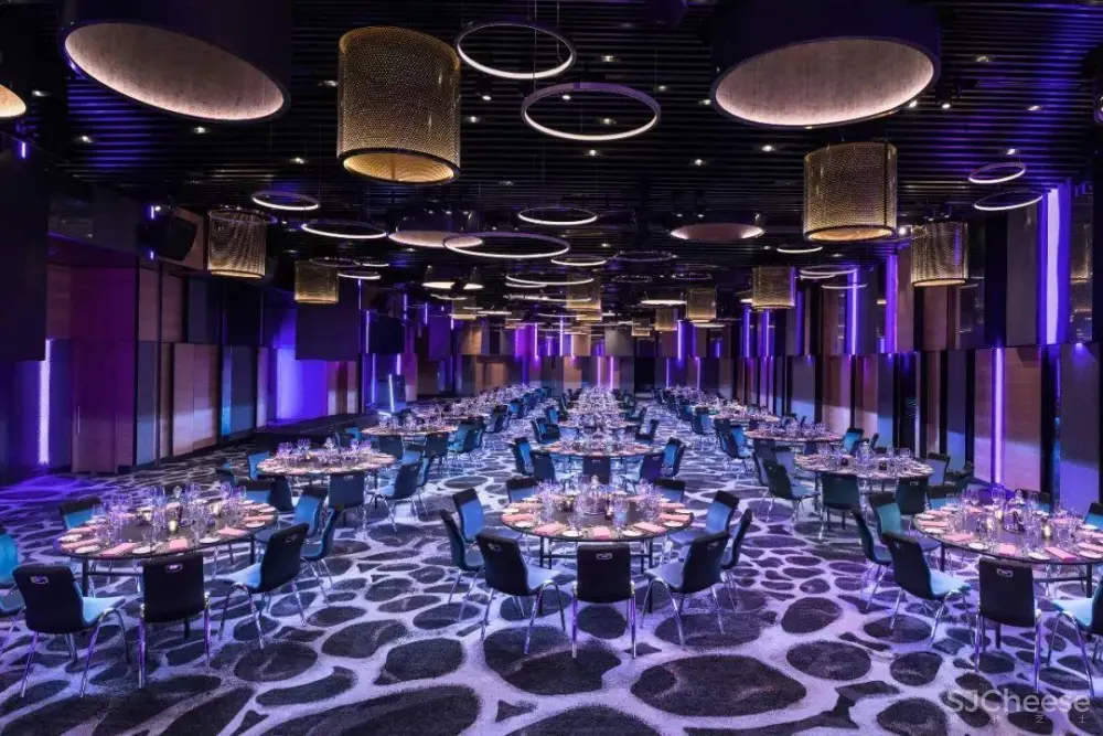 W Brisbane | 梦河之境，布里斯班20年来第一家五星级酒店