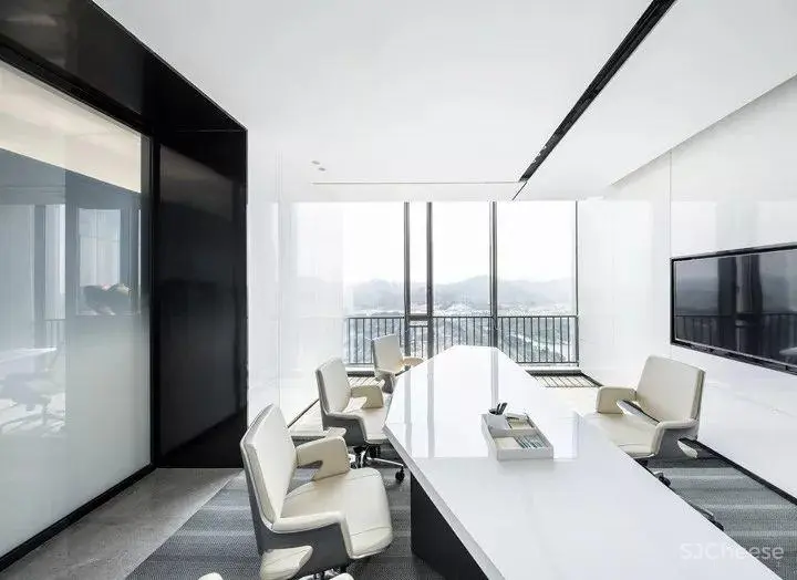 天光云影 广州绿地城T1栋办公样板房设计欣赏