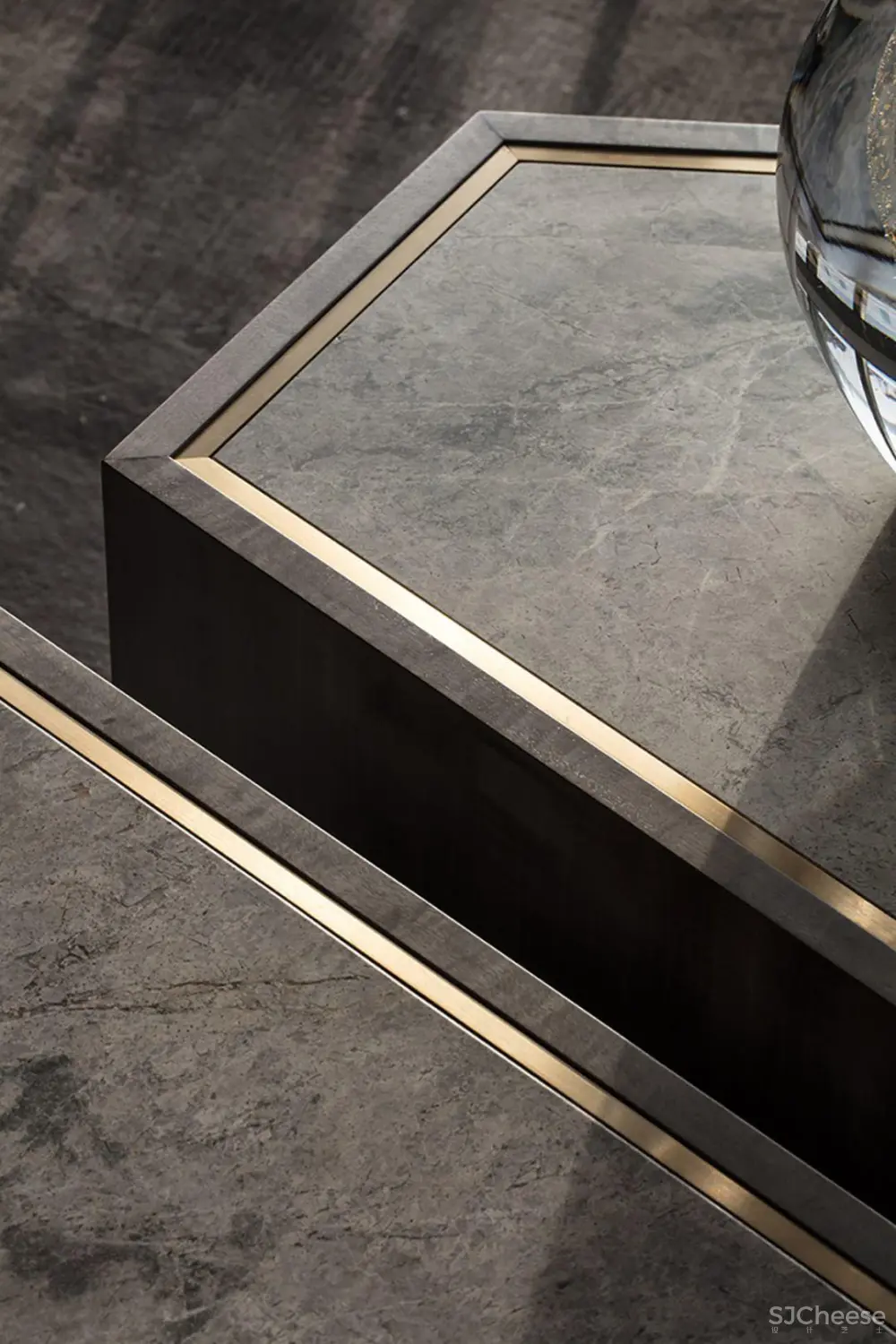 Elicyon新作 | 英国低奢设计的精华