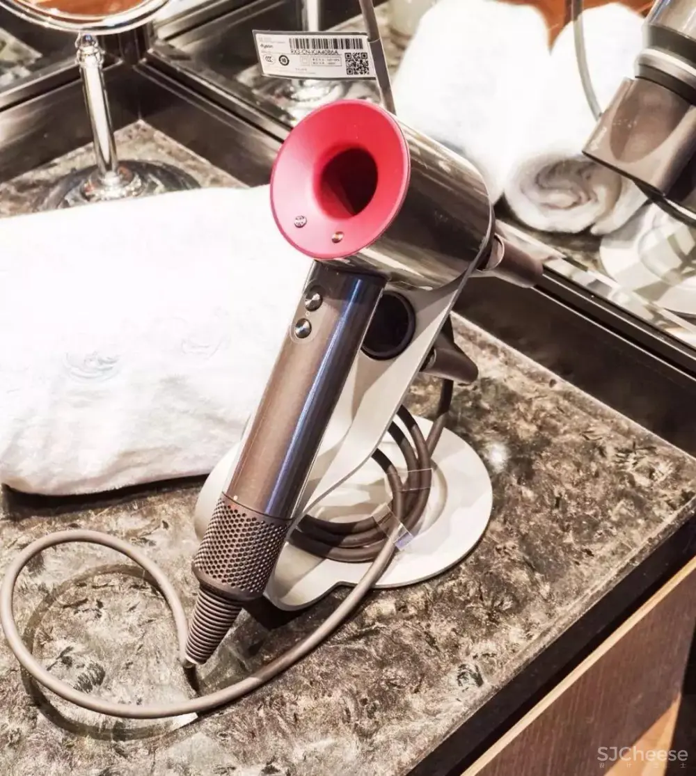 上海“深坑酒店”耗时12年耗资20亿!