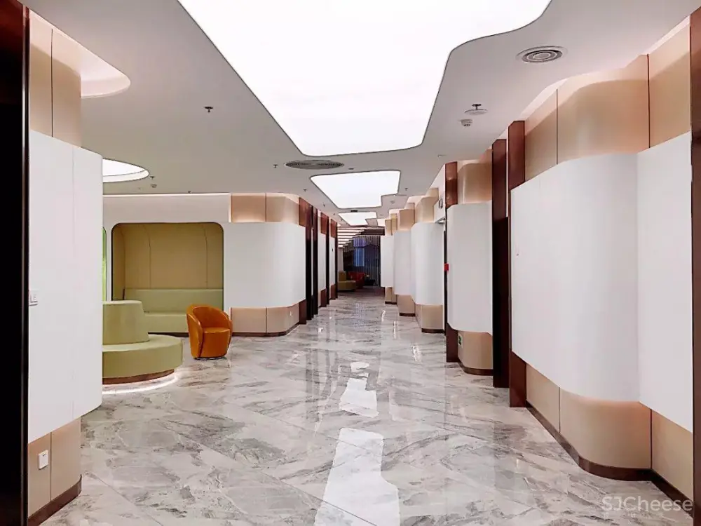 重庆医科大学体检中心-暖人心的医院设计