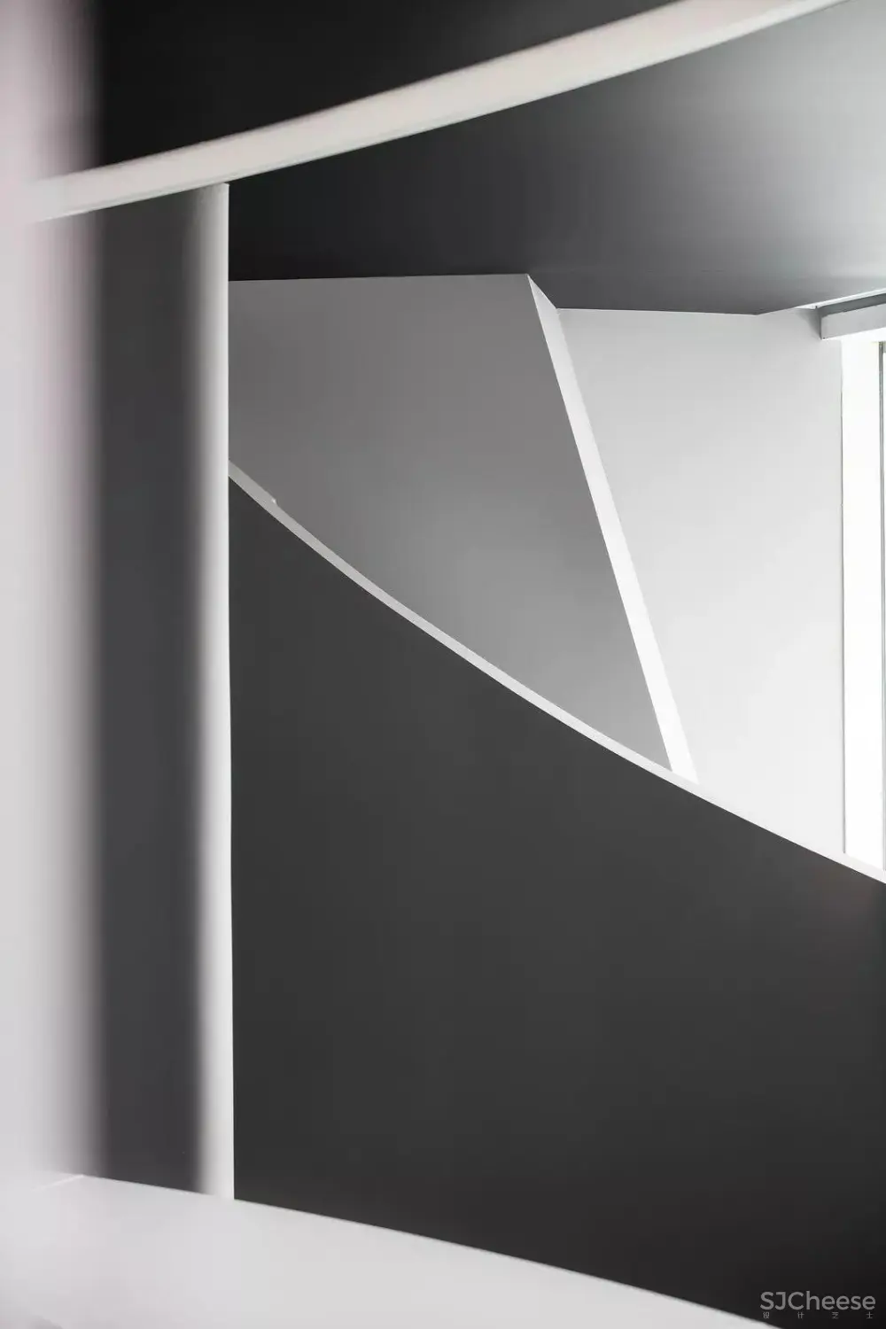 崔树新作:一条橙光,穿过空间,完成设计 崔树新作:一条橙光,穿过空间,完成设计