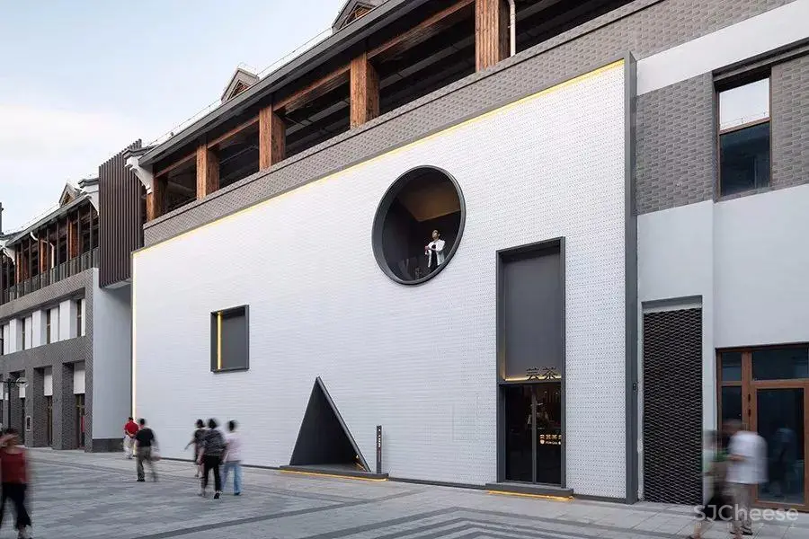 几何洞穴中的“吃喝玩”集合空间 | 地山空间 芸茶|几何洞穴中的“吃喝玩”集合空间 | 地山空间