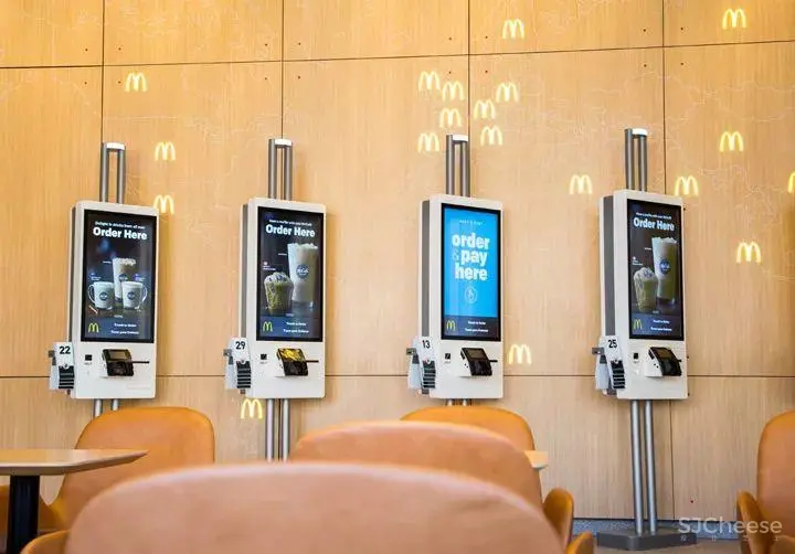 溯源与创新 麦当劳2.5亿美元的芝加哥总部大楼设计欣赏 溯源与创新 麦当劳2.5亿美元的芝加哥总部大楼设计欣赏