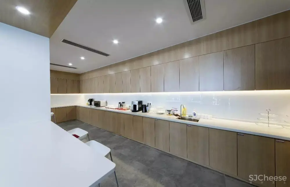 【RWD 作品】CGPI 深圳國際公益學院:“明快、環動、階進”的教學空間 【RWD 作品】CGPI 深圳國際公益學院:“明快、環動、階進”的教學空間