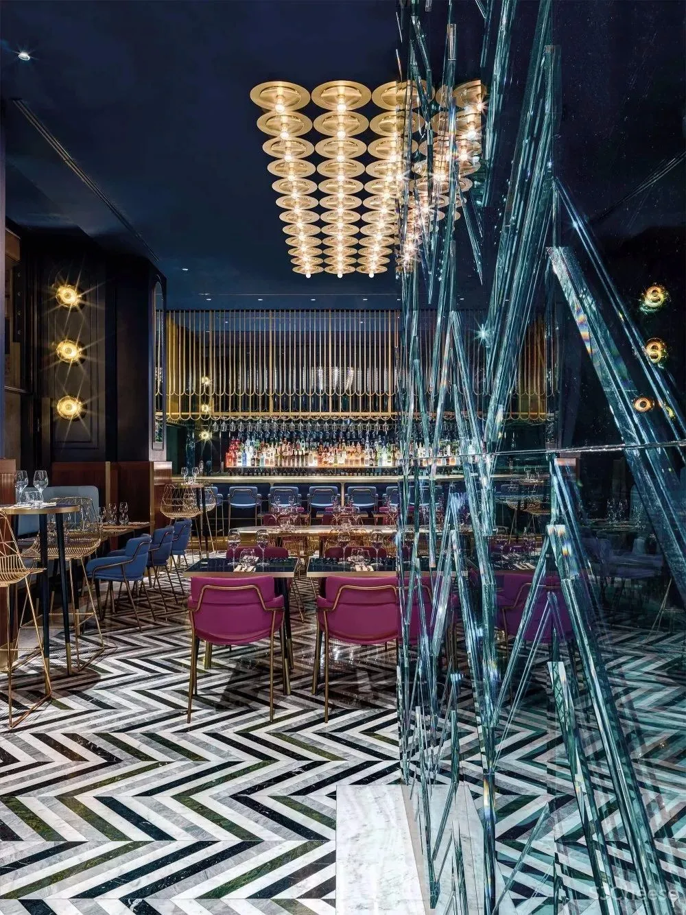 复古胡桃木+黄铜 Motta国外轻奢咖啡店 | COLLIDANIELARCHITETTO 首