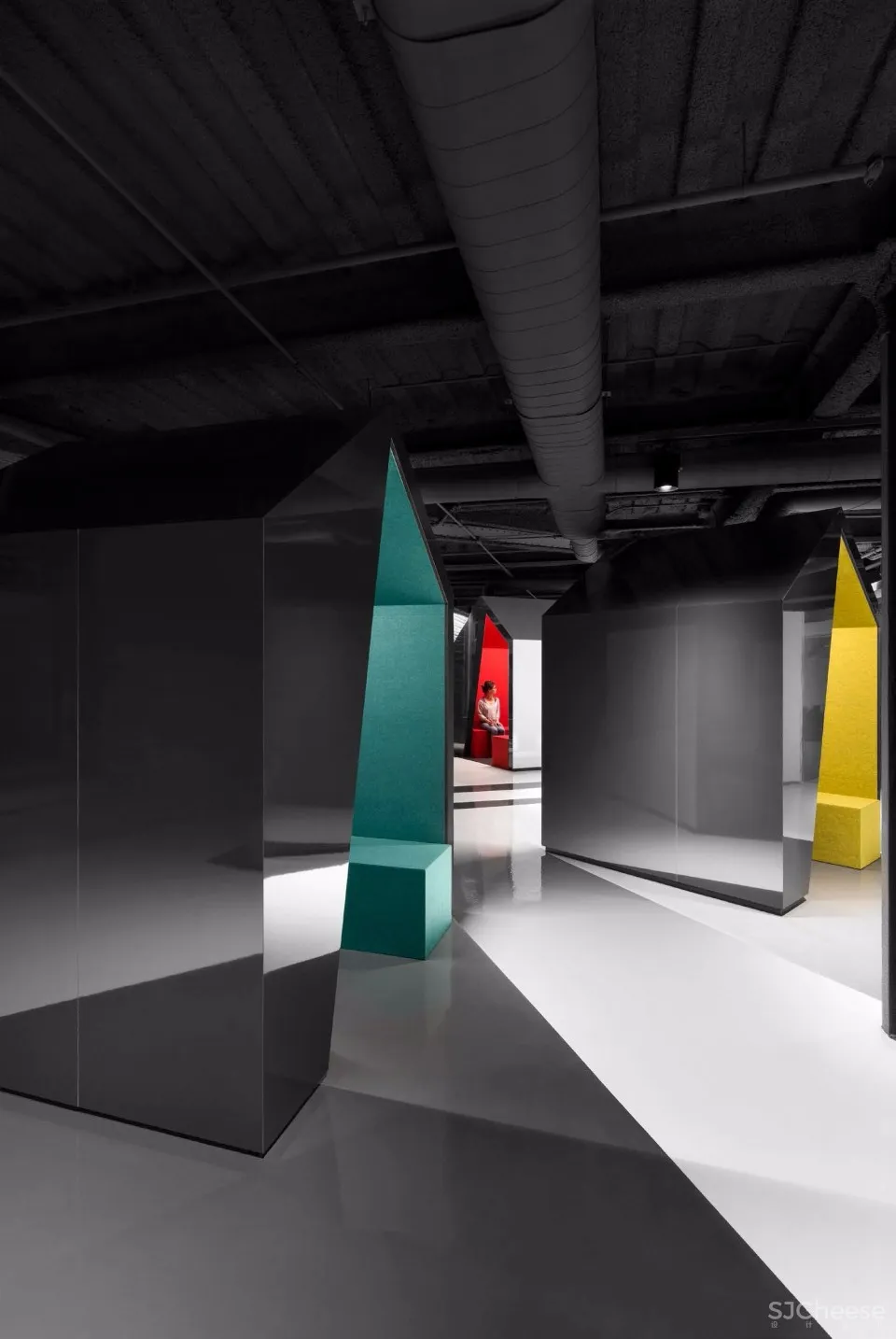 借助过去定义将来,蒙特利尔Lightspeed总部大楼 | ACDF Architecture