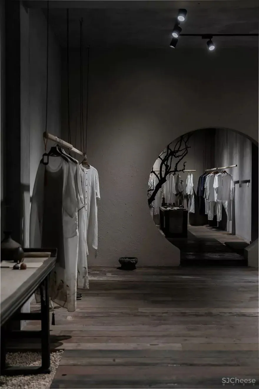 640.webp (11).jpg 荷木HEMU服装上海总部办公与展示空间设计 | 亿端国际设计