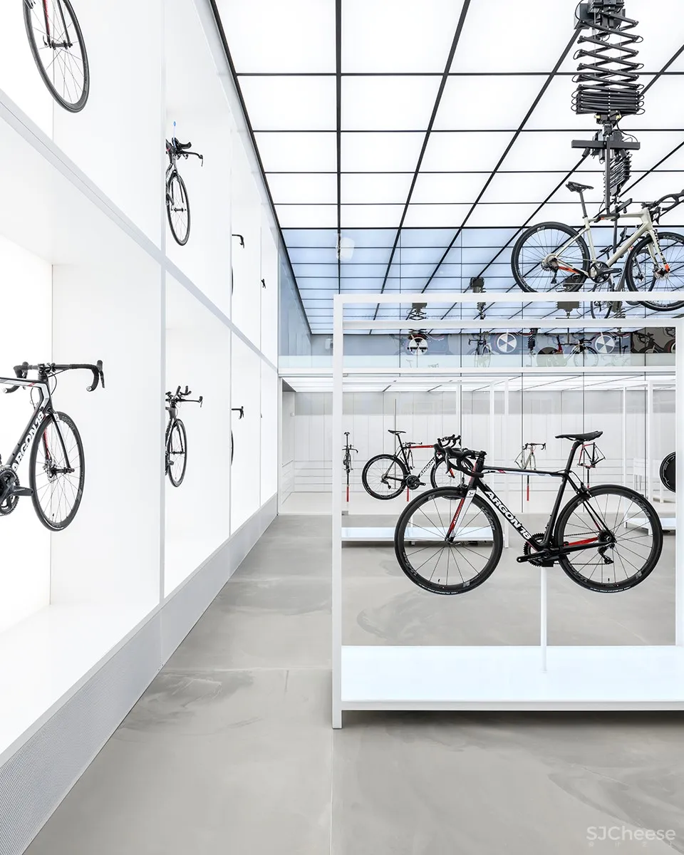 United Cycling自行车实验店,丹麦 / Johannes Torpe Studios