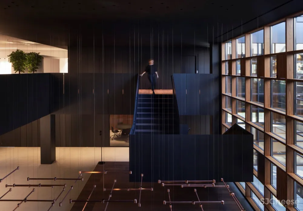 Arkoslight 办公室,将产品融入设计 / Francesc Rifé studio