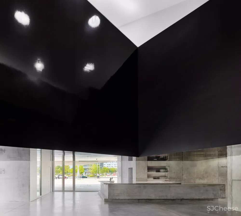 Dominique Coulon & associés:法国Allende表演厅和排练工作室 首