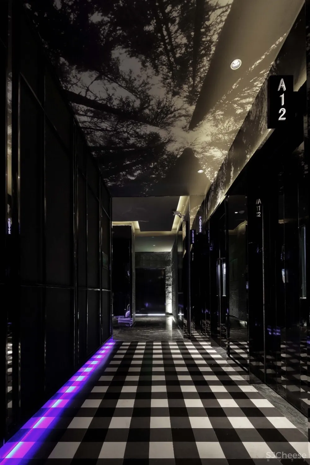 艺术潮流范——“砖”做KTV | 辛视设计