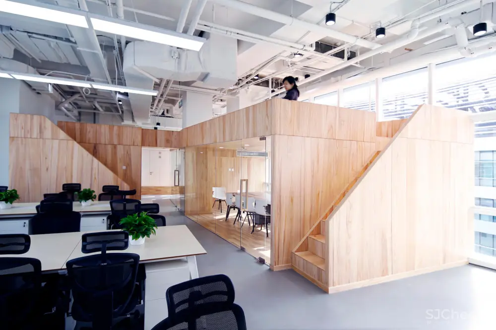 北京银河SOHO一家互联网金融公司办公室设计