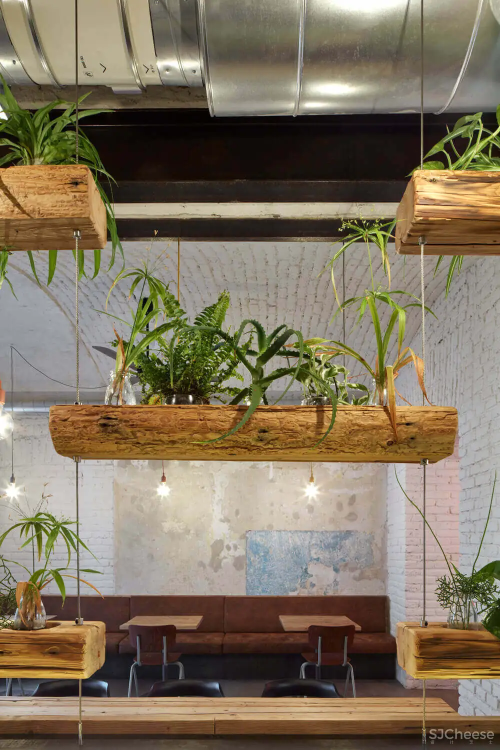 建筑改造之布拉格街头小食馆Pipca店面设计