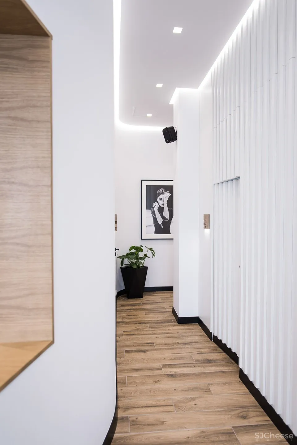 CREDUS诊所，波兹南 / mode:lina 首