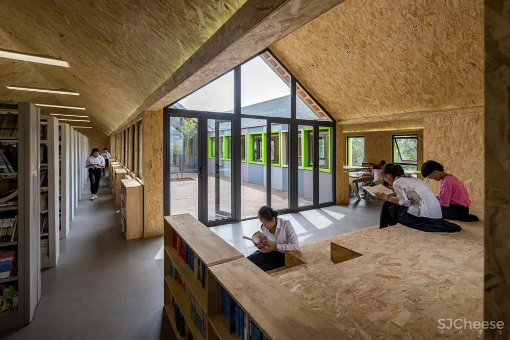 张北县二台镇华夏之星初心图书馆,河北 / 度态建筑