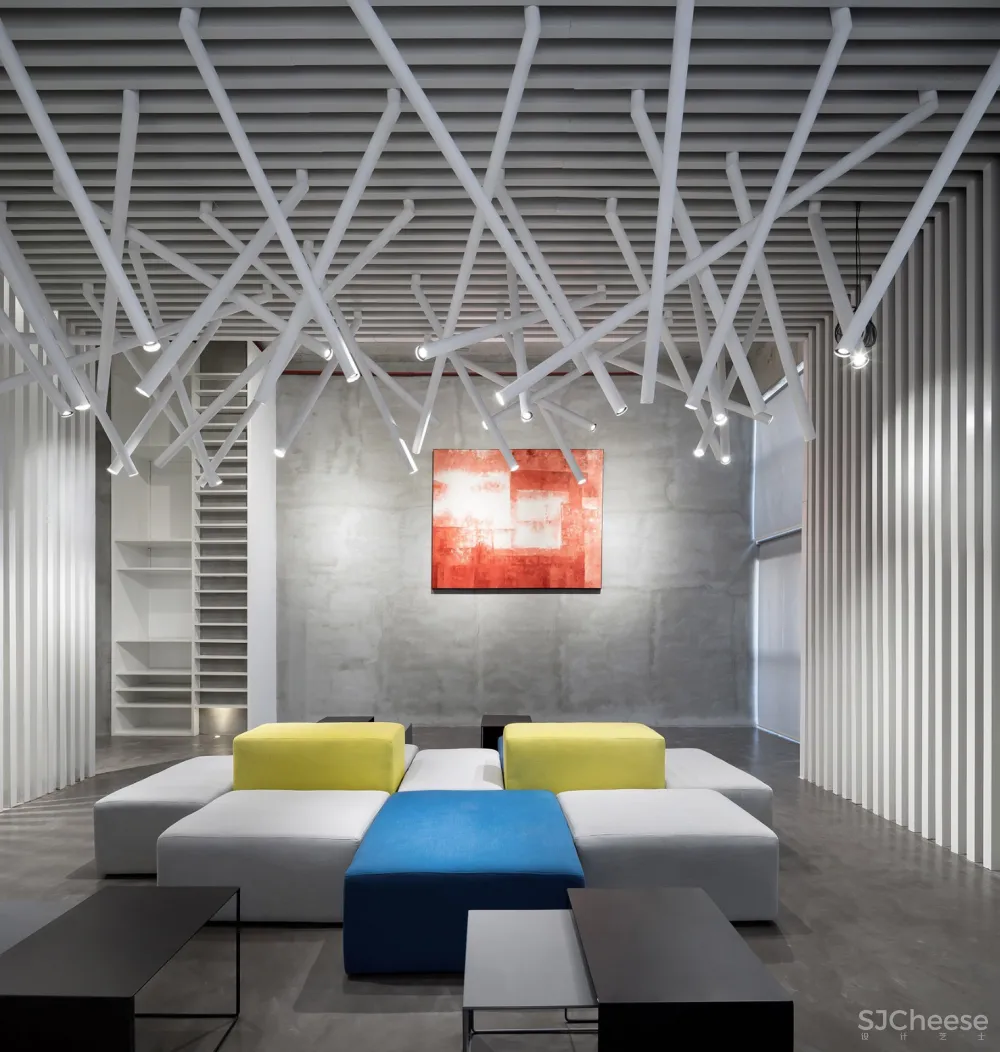 黑家设计:广东 兆阳O立方热点实现社 首