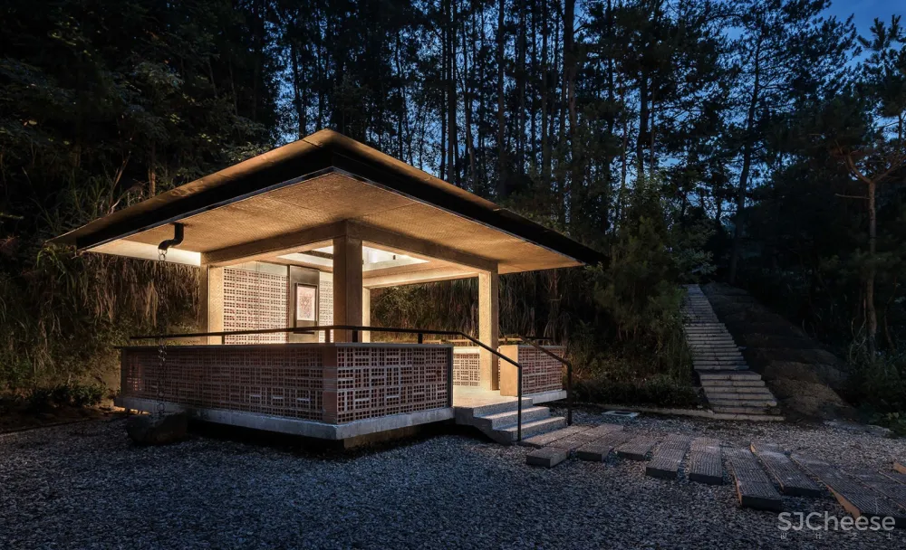 安徽太阳乡财神庙 / 傅英斌