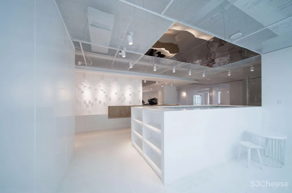 水木言设计:成都“白”止间书店 首