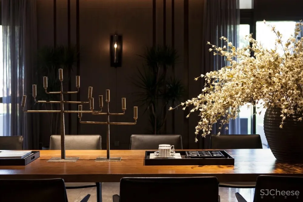 上海乐尚设计:沈阳融创城售楼部 首