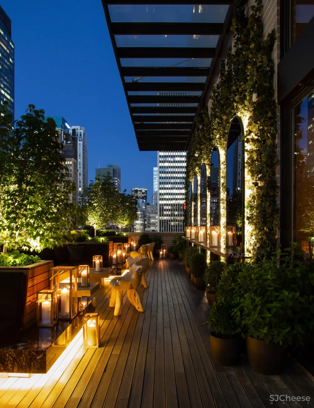 BHDM:曼哈顿 Castell 屋顶酒吧 首