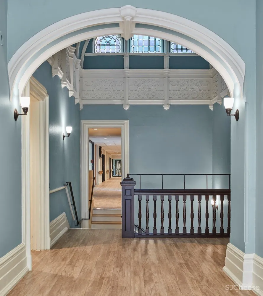 多伦多凯西健康护理中心，为艾滋患者提供希望空间 / Hariri Pontarini Architects