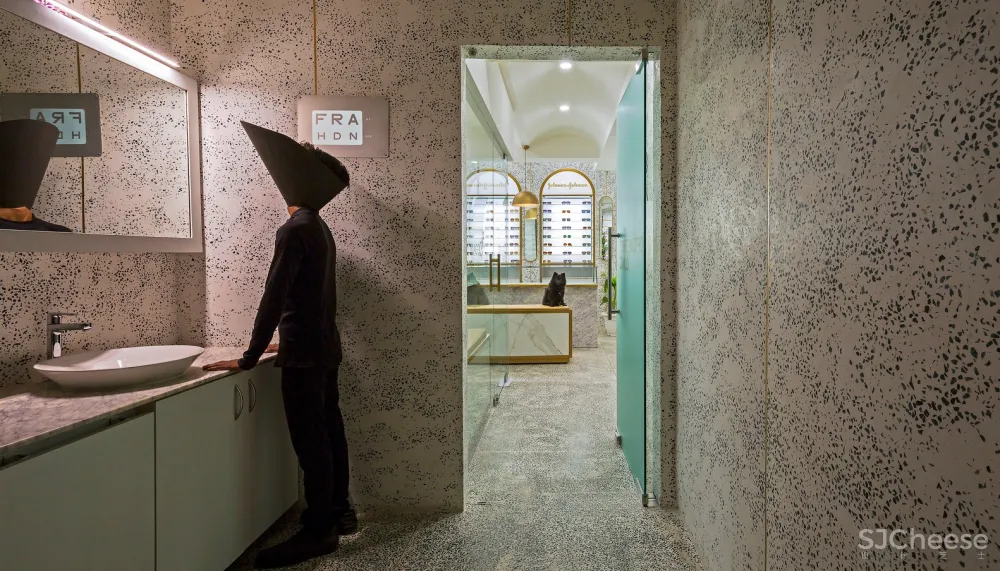 RENESA :眼镜店The Focal Length 首