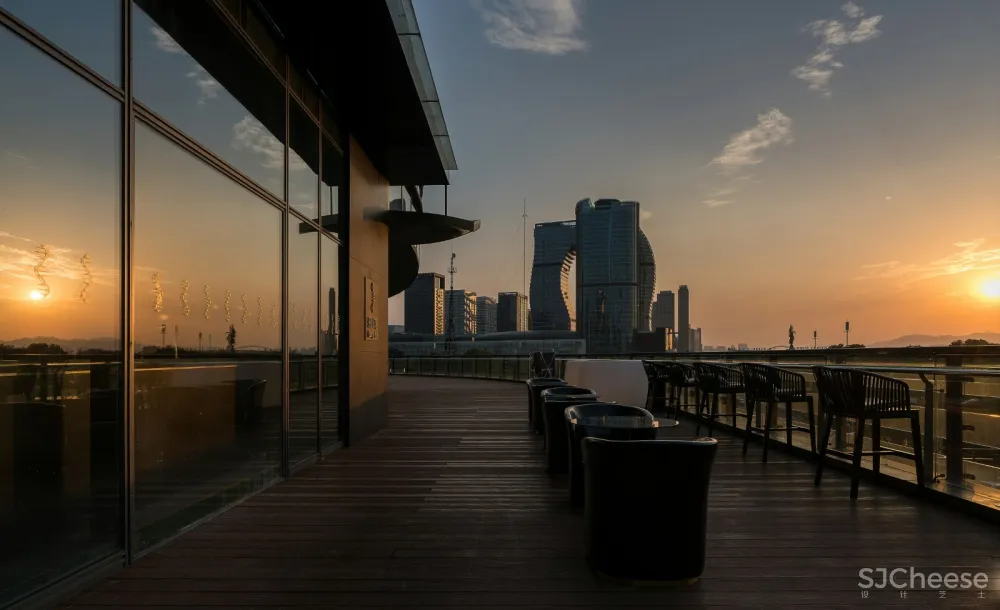 多元选择中追寻,定义独有基因 | 珑腾商业空间设计事务所 首