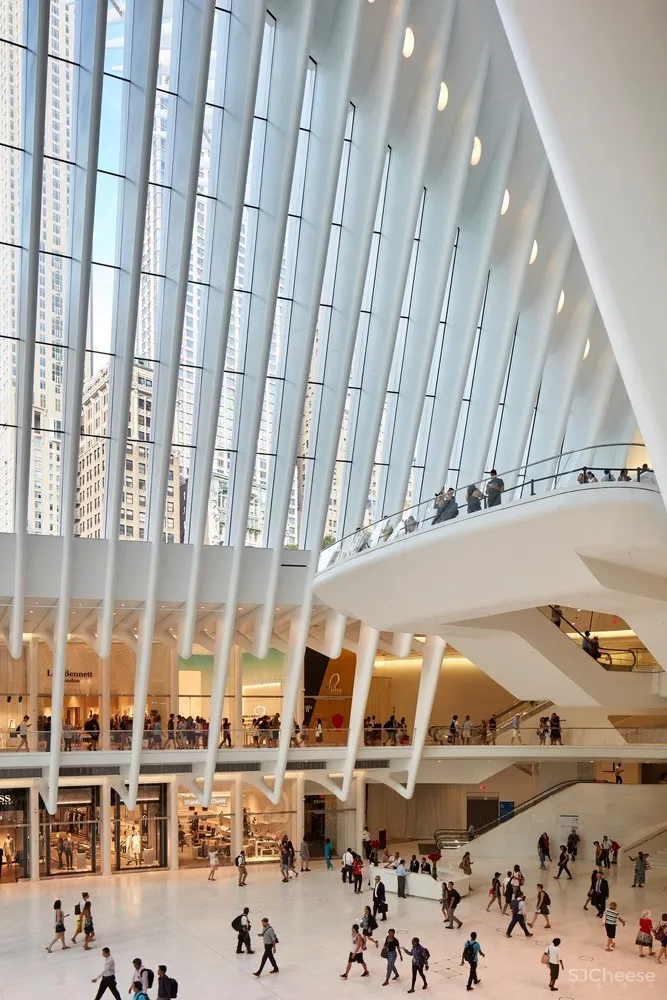 世贸中心交通枢纽 / 圣地亚哥·卡拉特拉瓦 首