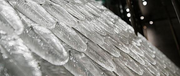 宋·川菜 | 40 万片琉璃羽毛的视觉盛宴 | RMA作品