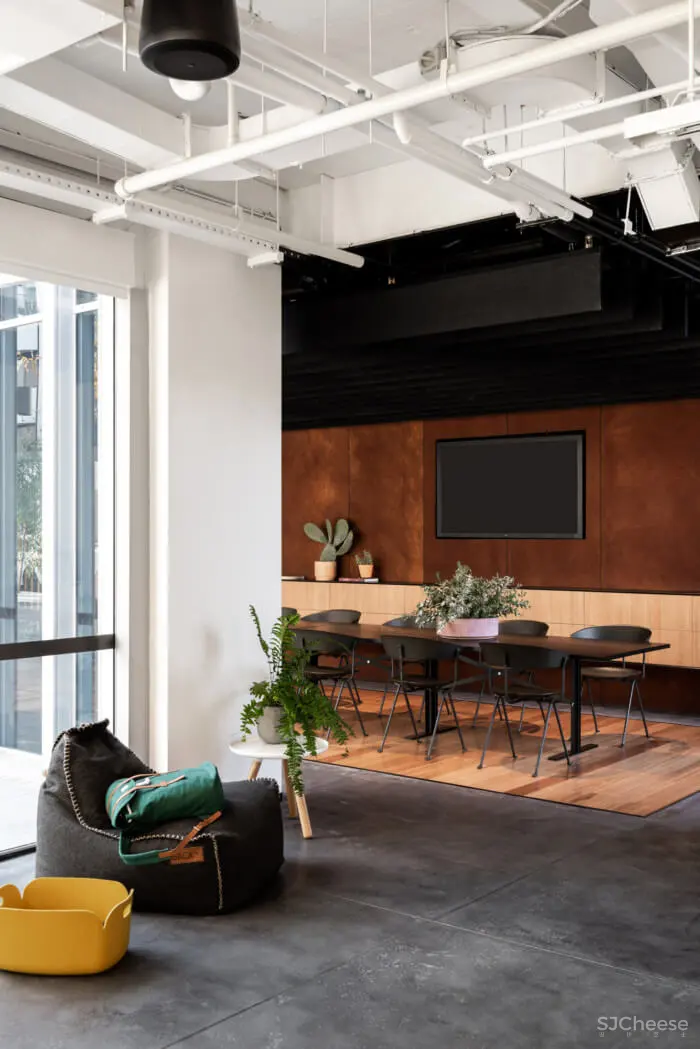 一个成熟而有趣的工作环境,西澳优步办公室设计