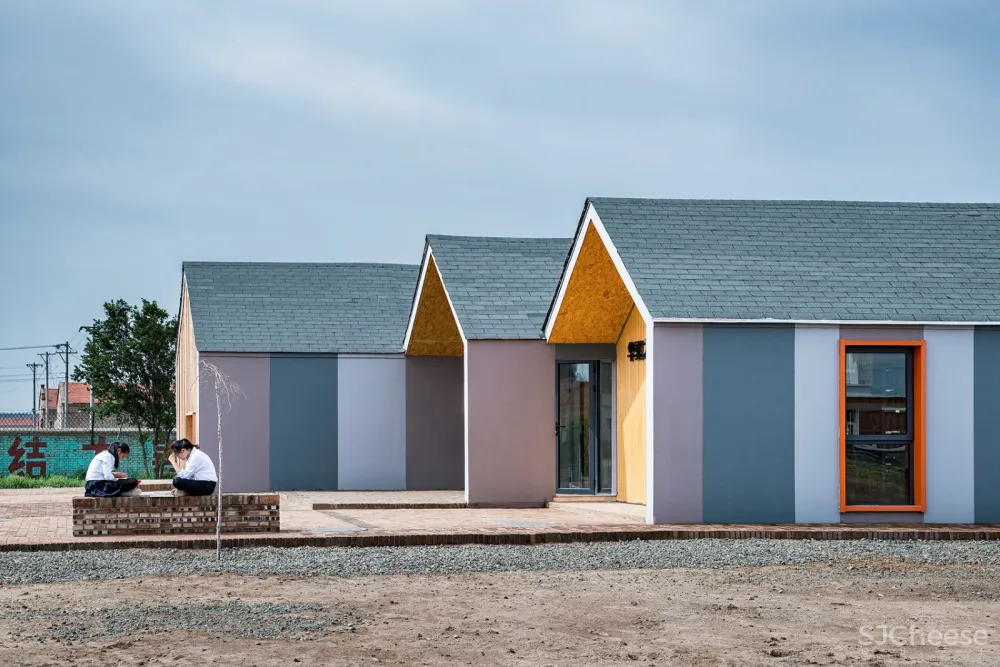 张北县二台镇华夏之星初心图书馆,河北 / 度态建筑