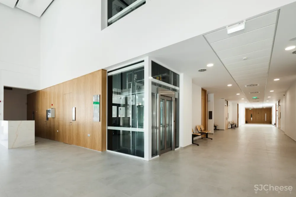 Varda Studio | 抽象的镂空形式建筑