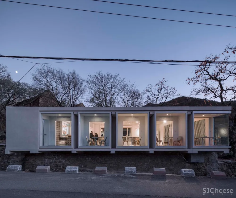 白石酒吧 / 三文建筑/何崴工作室 首