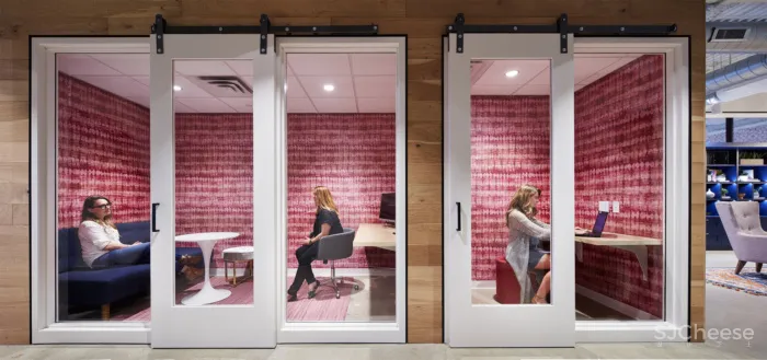 美国Evereve女性办公室设计