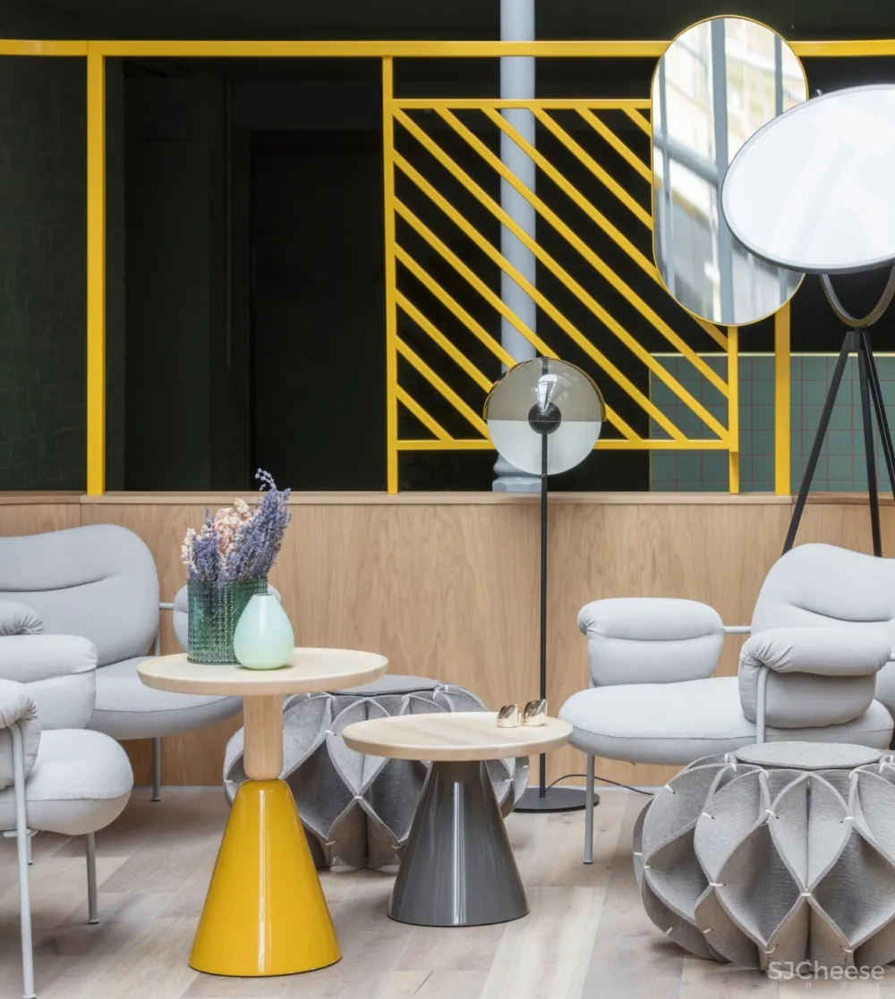 注入经典现代魅力的 Whitworth Locke 酒店 /Grzywinski+Pons 首