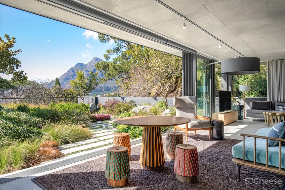 KLOOF 119A住宅,开普敦 / SAOTA